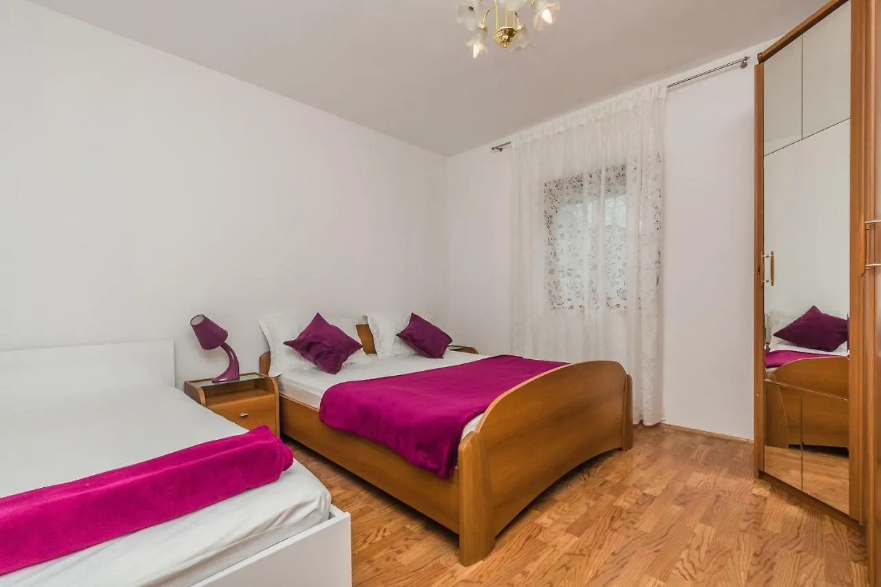 Apartment Matosic Crikvenica 0*,
