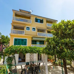 Neno Apartment